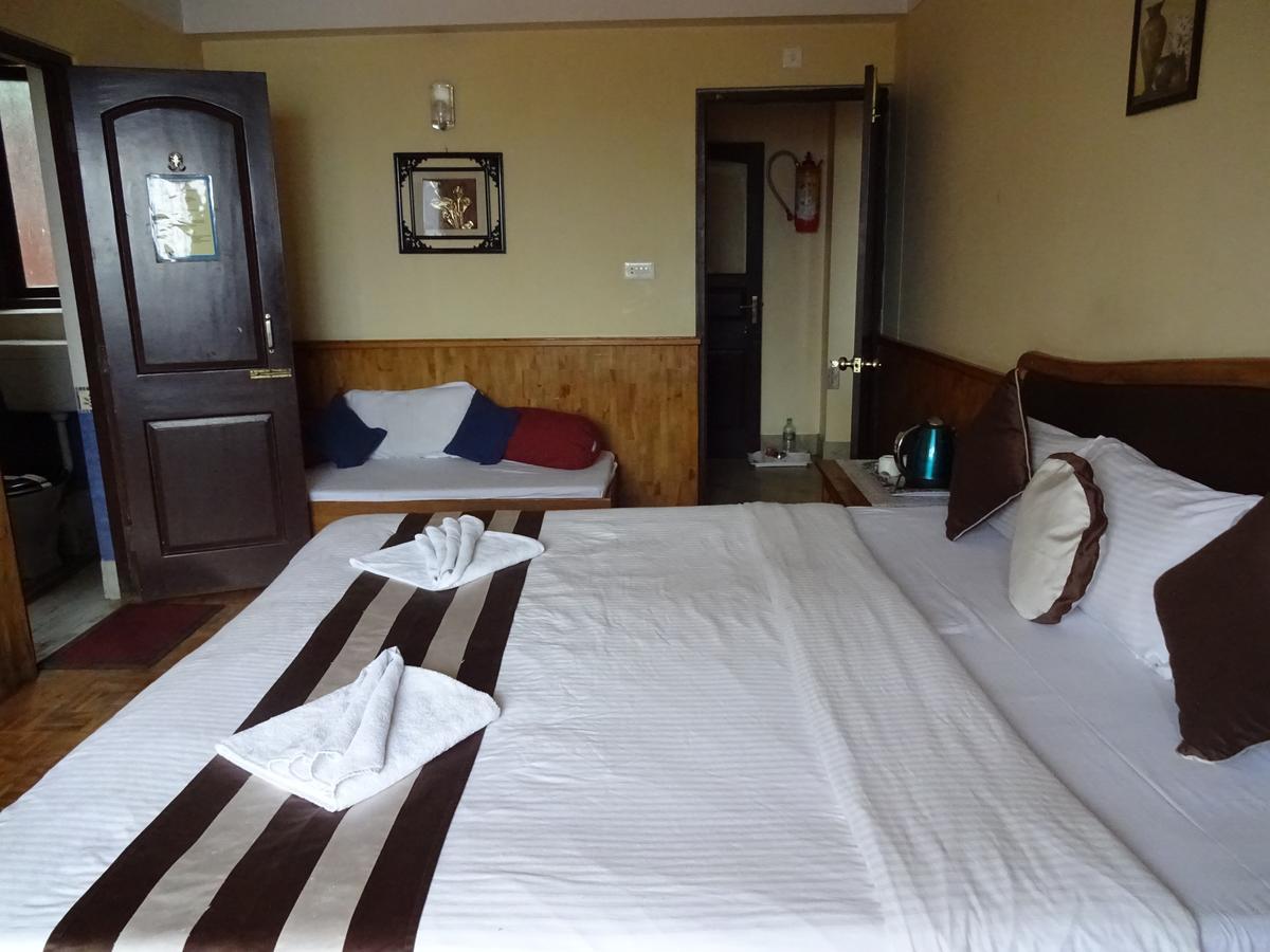 Jain Group Hotel Royal Residency Gangtok Exterior photo